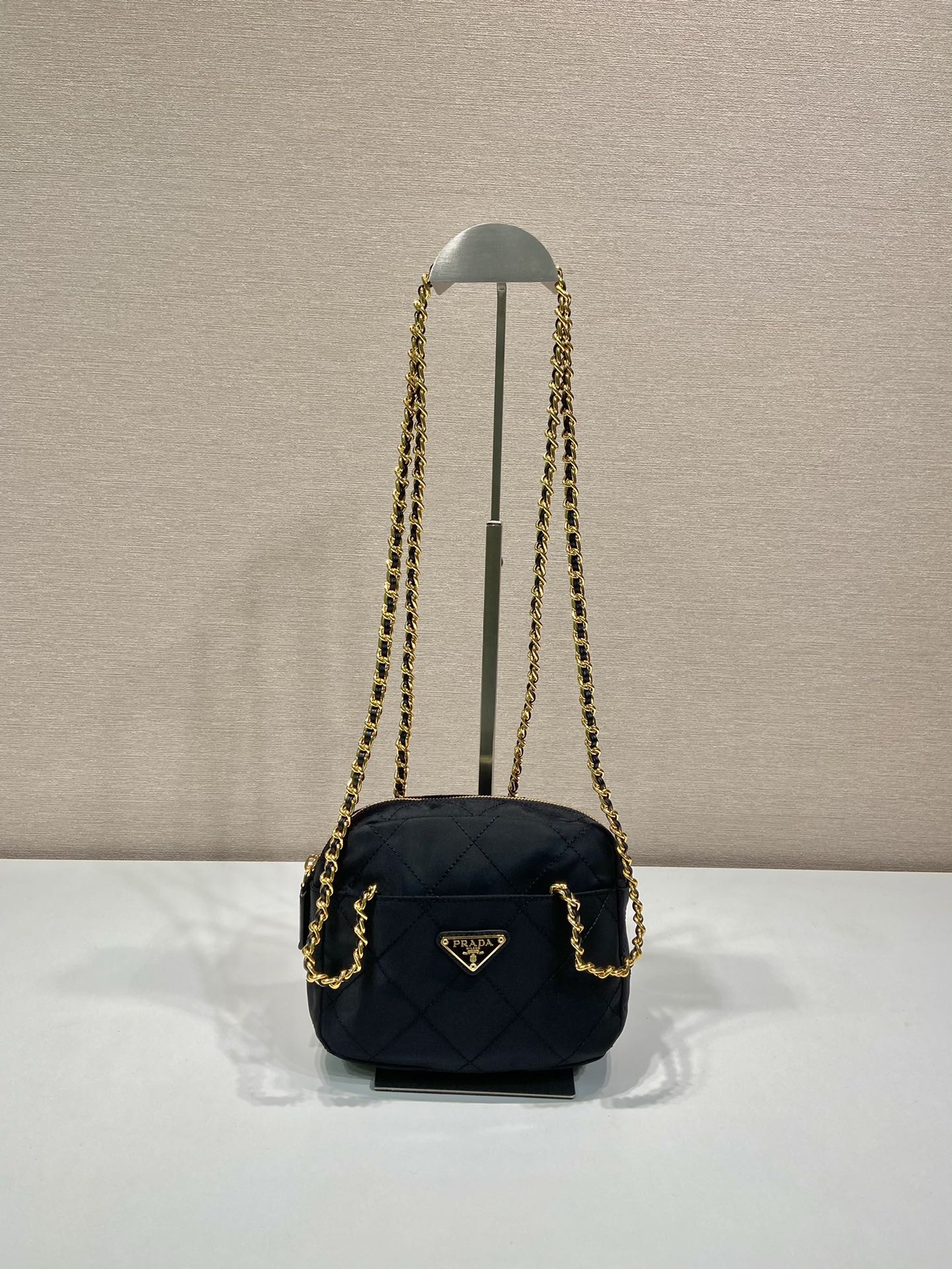 Prada_1BD632
